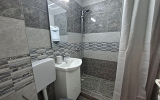 Garsoniera Alexandru cel Bun strada Plaiesilor, renovata, disponibila - Poză 3