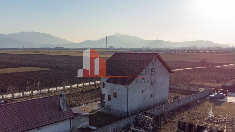 Casa cu teren 1500 mp in Harman - Poză 10