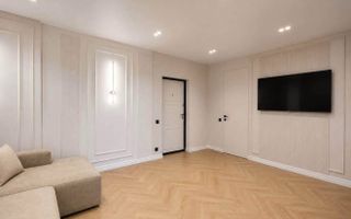 Vânzare, apartament 1 cameră + living 46 mp, str. Ioana Radu Buiucani - Poză 3