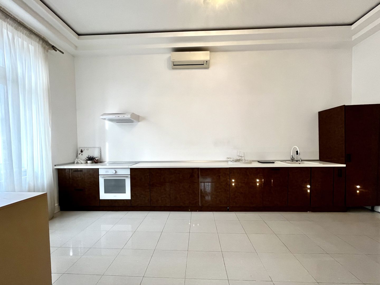 Apartament 3 camere, elegant si spațios, lângă parc, zona Centrala - Poză 7