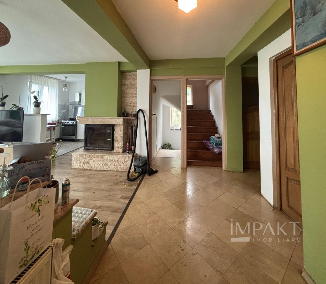 Vilă spațioasă cu garaj, curte de 600 mp  Sânnicoara - Poză 8