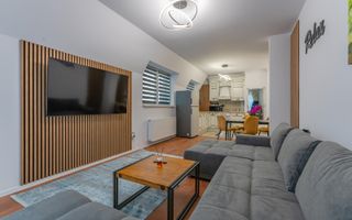 Apartament 2 camere tip penthouse Rasnov | Terasa 50 mp - Poză 4