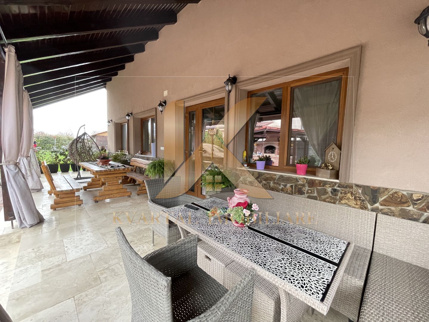 Casă la cheie cu teren de 1458 mp , Zona Aradul Nou . Negociabil - Poză 4