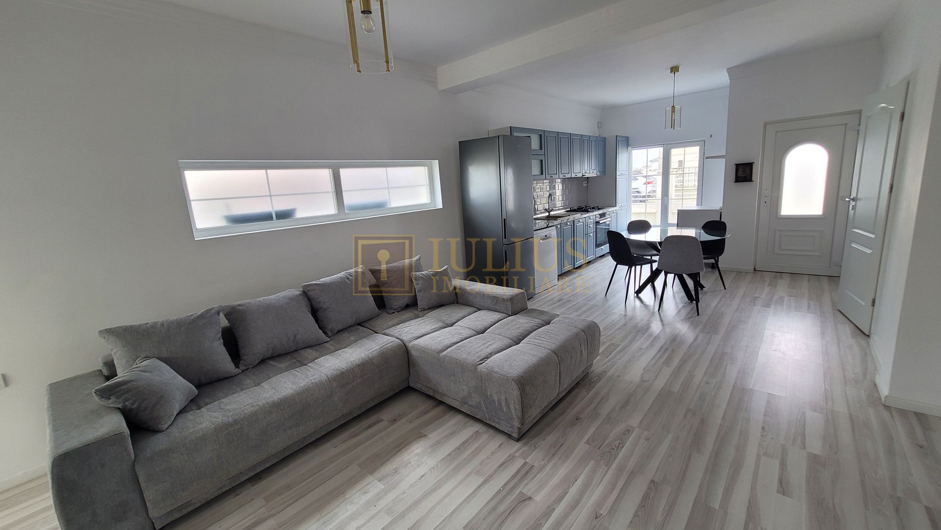 1/2 duplex, 4 camere – Moșnița Nouă, Cartier Europa - Poză 1