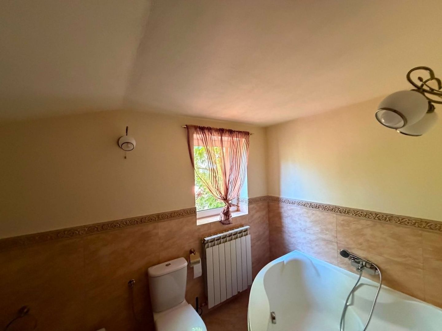 Casă 300 mp în Micești | Teren 2.026 mp | 4 dormitoare - Poză 7