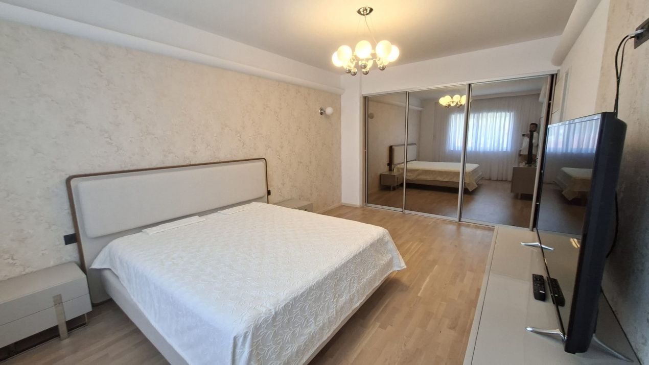 Inchiriere apartament 3 camere centru Ultramodern-Bloc nou - Poză 14