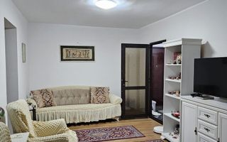 2 camere la 400m de metrou Favorit - Poză 1