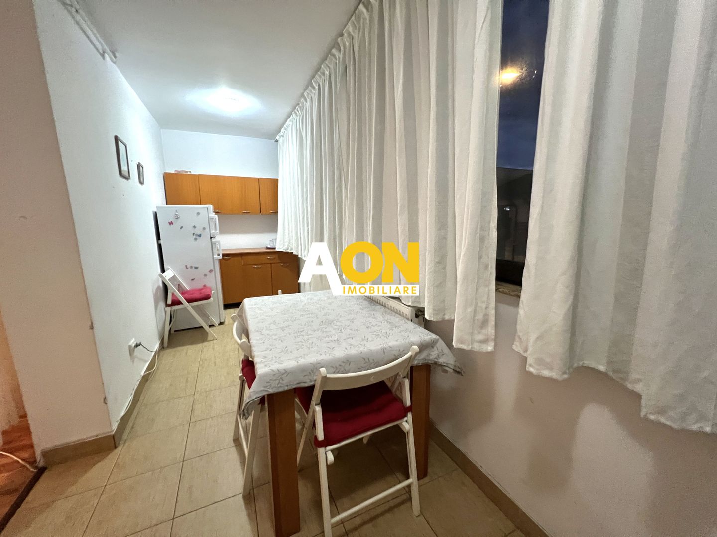Apartament cu 2 camere, etaj 1, loc de parcare, 2 balcoane - Poză 6