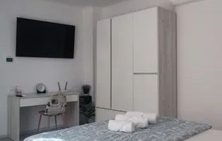 Casa 1 camera | Gradina 120 MP | Renovata | Lazaret - Poză 2