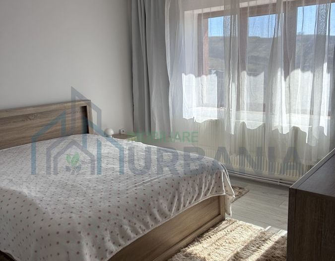 Casă recent renovată, 5 camere, Aroneanu, sat Rediu Aldei, 9 km de Podu de Fier - Poză 3