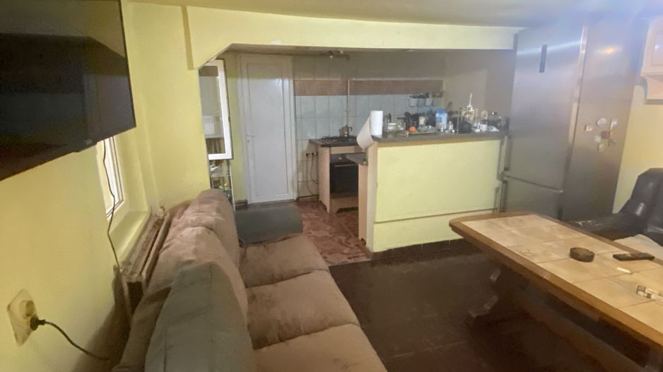 Casa cu 2 corpuri de clădire - Poză 5