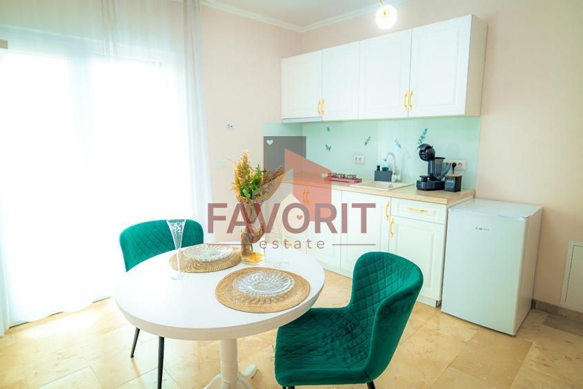 VAND 1/2 CLADIRE CU 6 APARTAMENTE - Poză 3