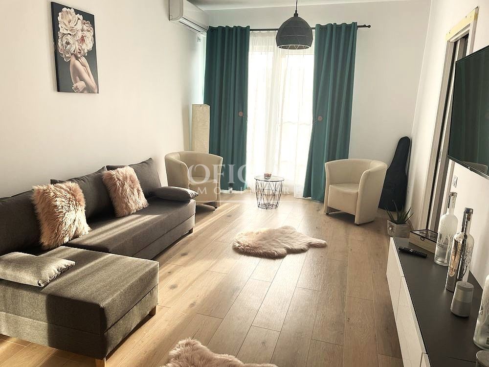 Apartament o camera | Parcare | AC | Lift | Parcul Poligon - Floresti - Poză 1