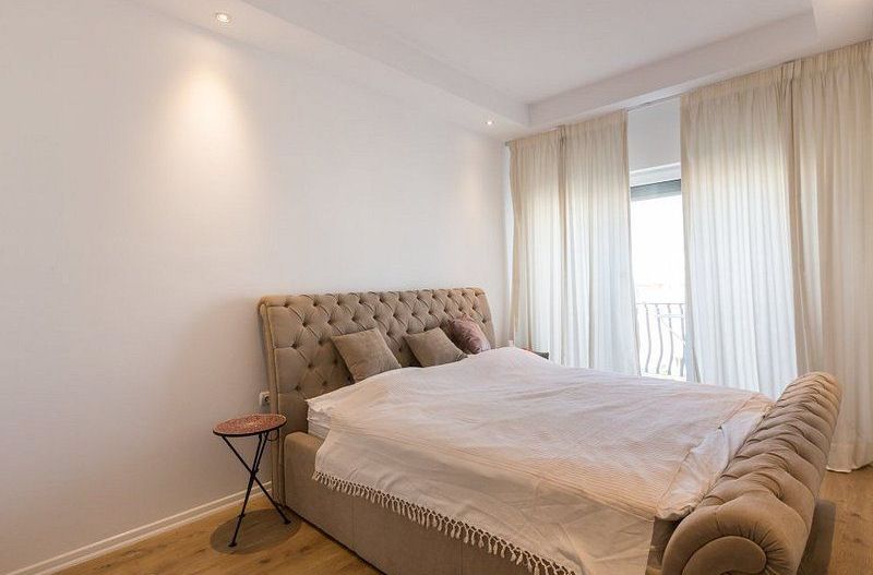 Apartament cu terasa generoasa, etaj 5/5, parcare, spatios, modern - Poză 2