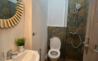 Garsonieră decomandată | Trei Stejari, Sibiu | 28 mp, mobilată, utilată - Poză 5