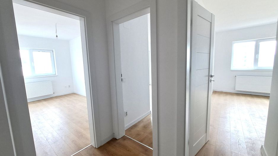 Apartament 4 camere, 2 bai - spatiu si confort - Poză 4
