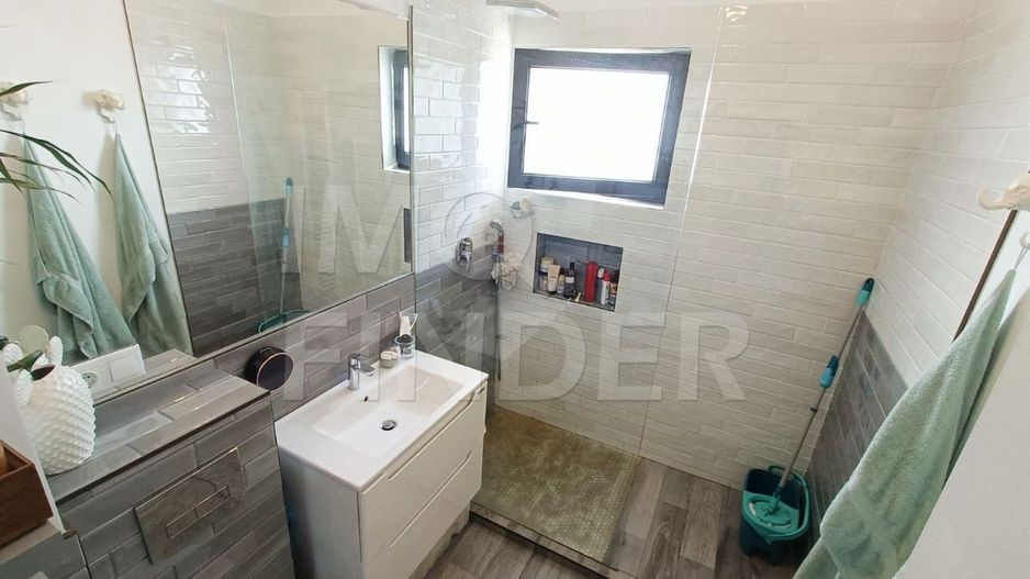 Vânzare 3 camere, la cheie, Borhanci - Poză 6