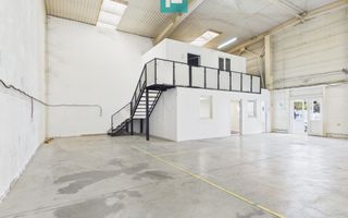 Hală cu suprafața de 167 mp în Arad - Poză 5