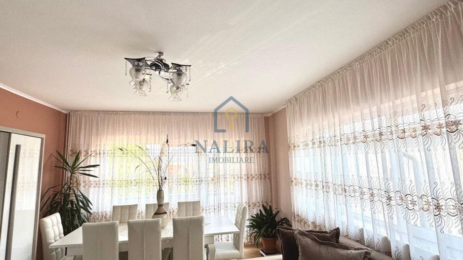 Duplex de vazanre in zona Grigore Ureche - Poză 1