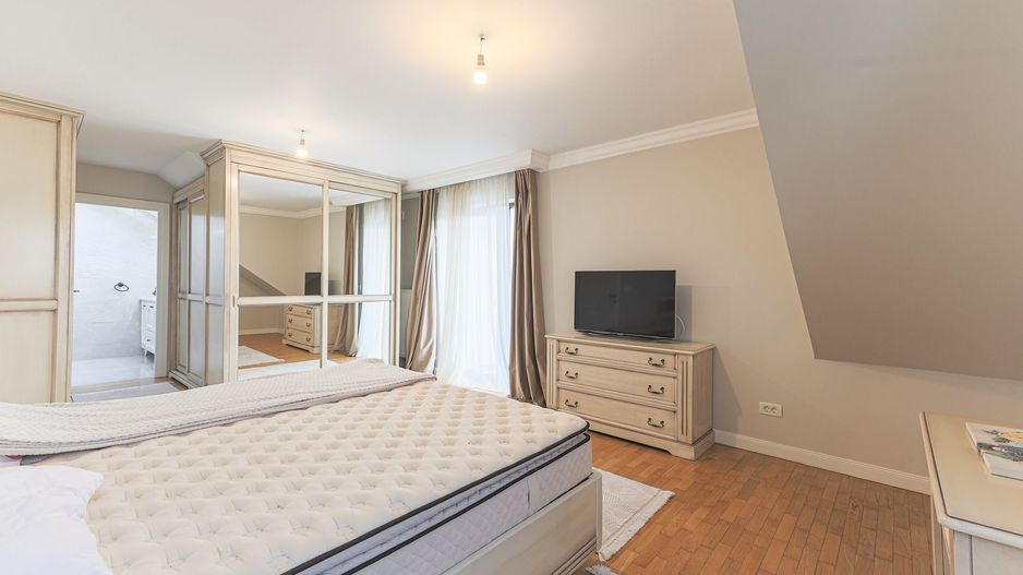 Casă premium în Subcetate, construcție nouă finisaje de lux Comision 0 - Poză 10