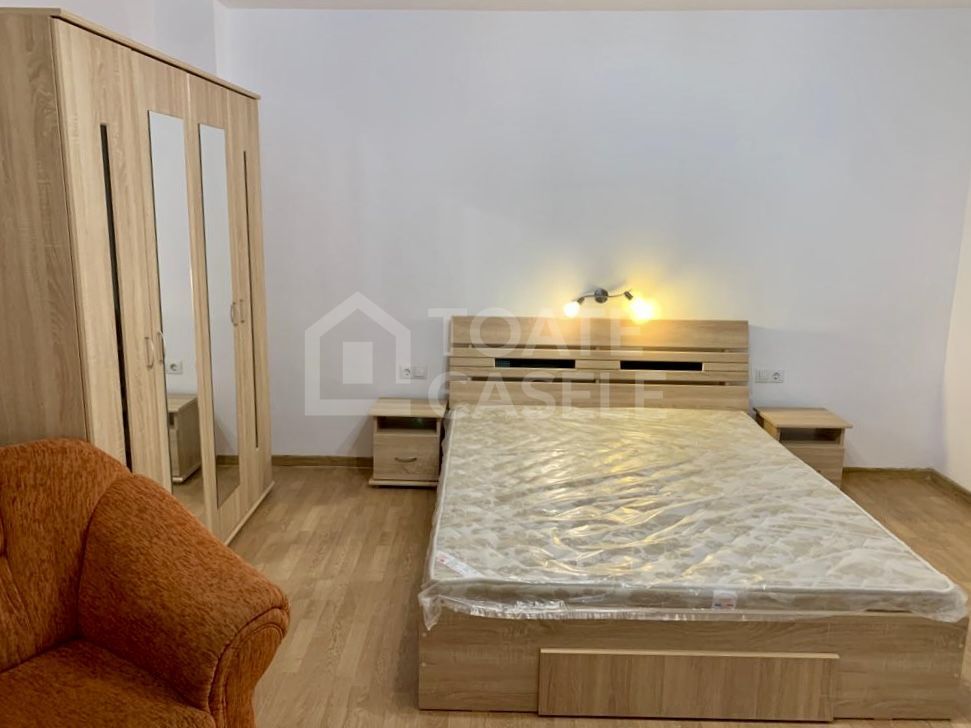 Apartament cu 2 camere decomandat, zona P- ta M. VITEAZUL - Poză 2