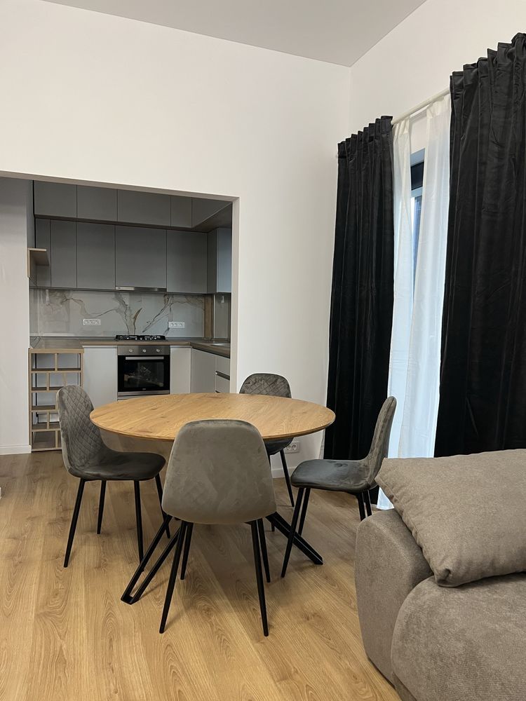 Inchiriez apartament 2 cam decomandat Pipera - Poză 1