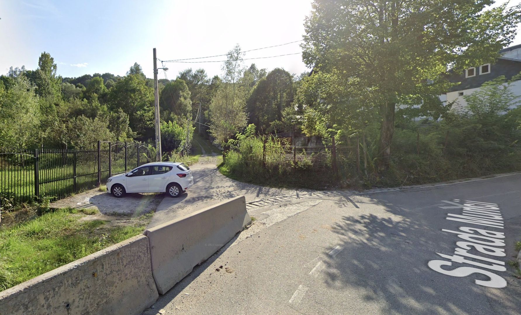 Teren 888 mp în Breaza – locul perfect pentru casa ta de vacanta - Poză 1