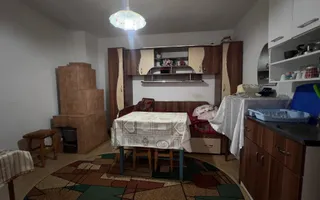 Casa de vanzare in statiunea turistica Tg-Ocna - Poză 11