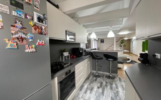 Apartament de vanzare, cu 4 camere,  82.4 mp. -Calea Cisnadiei (Ciresica) - Poză 16