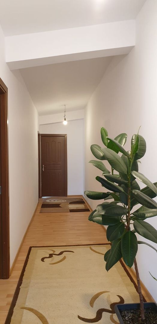 Oportunitate - Duplex 5 camere, pozitie centrala - Sacalaz - Poză 10