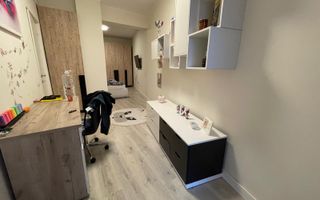 Apartament superb de vanzare cu 2 camere, zona semicentrala! Parcare! - Poză 11