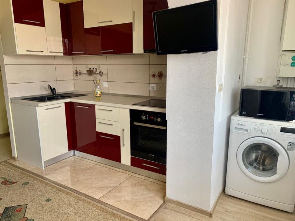 Inchiriere Apartament Ultracentral zona 1 Mai - Poză 8