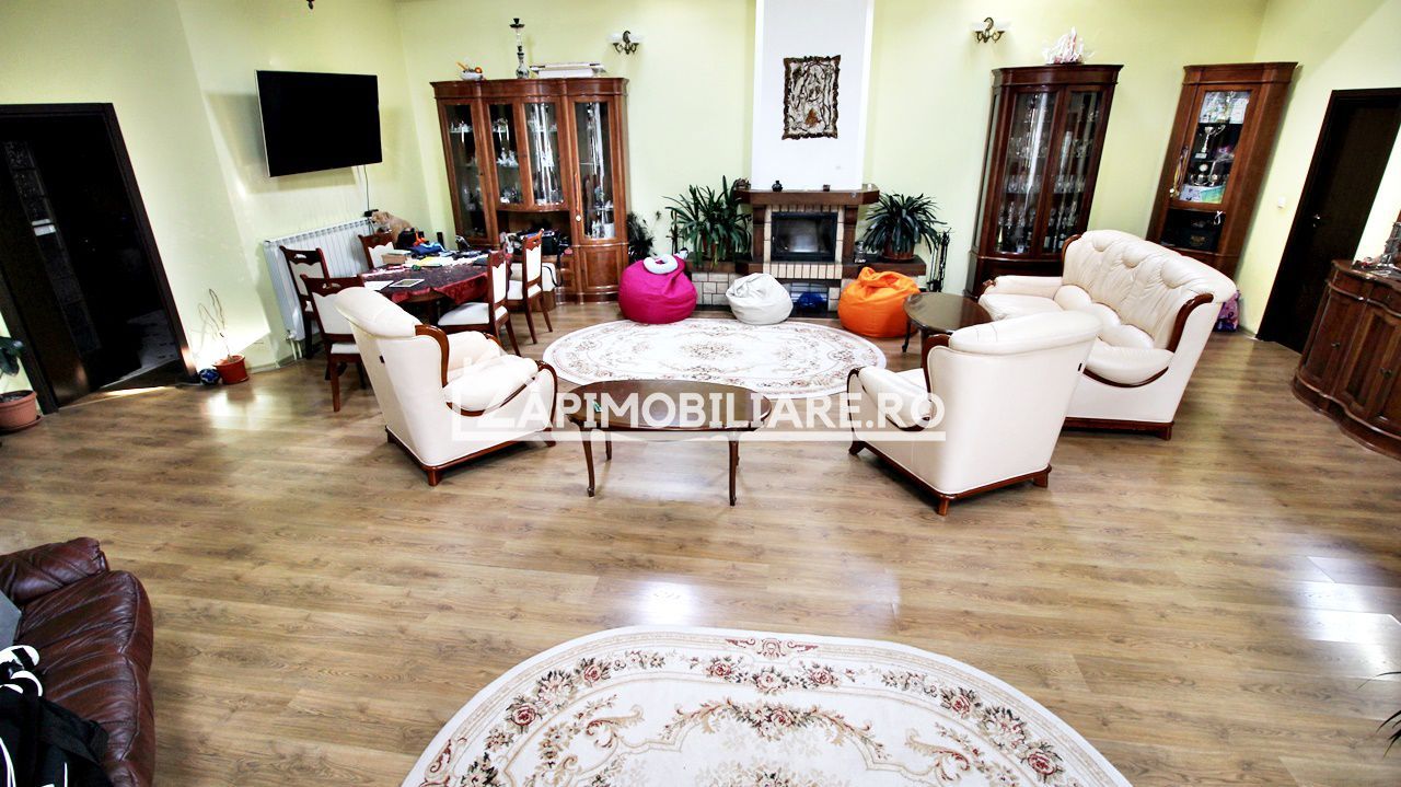 Casa 3 camere 174mp,1.522 mp.teren,garaj,livadă 0% comision - Poză 2