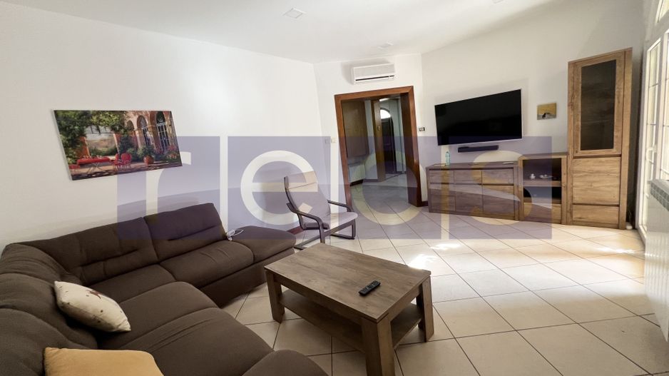 VANZARE 3 CAMERE | PARTER CASA INTERBELICA | 2 CURTI PROPRII | ZONA BELVEDERE - Poză 3