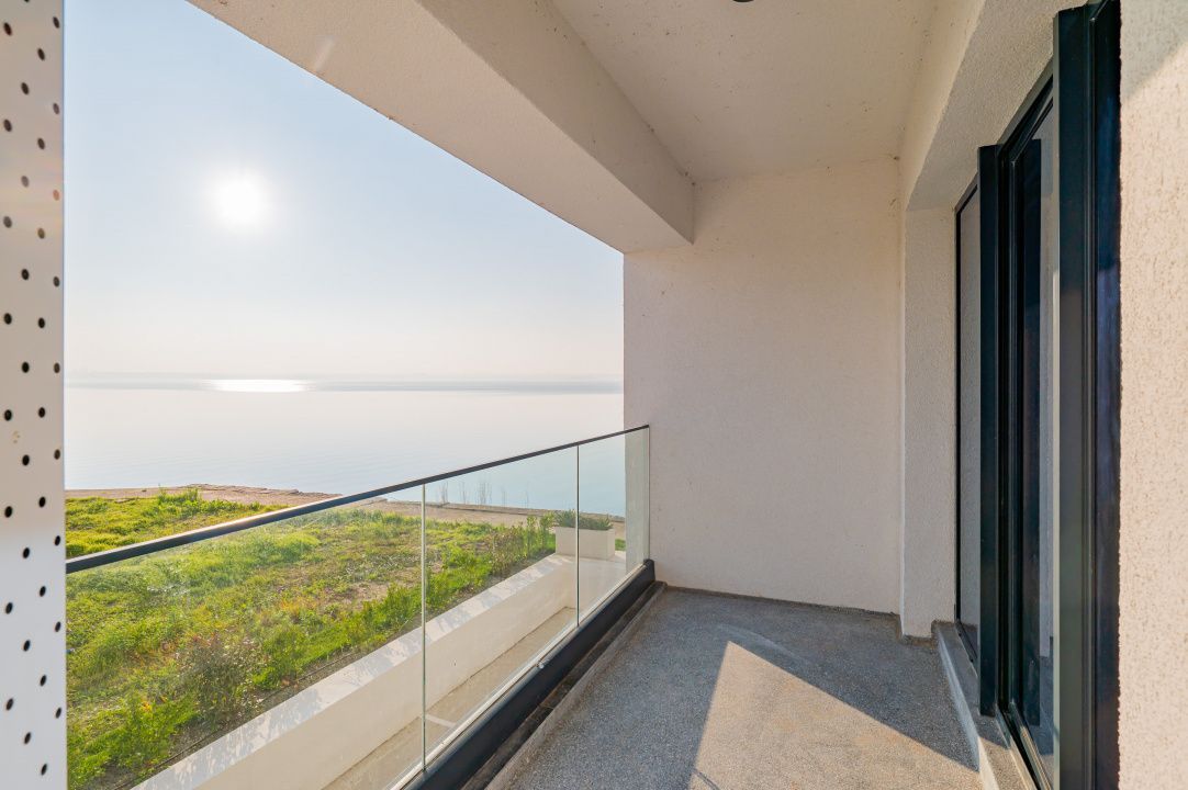 2 camere Mamaia | Private Lake- bloc 2025| Vedere frontală la lac, la 5 m de apa - Poză 12