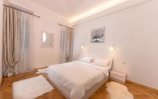 Apartament 3 camere Ultracentral la vila - Poză 8