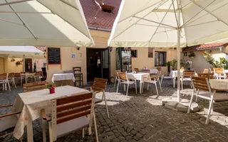 Restaurant de închiriat | Ultracentral, Sibiu | terasă 180 mp - Poză 12