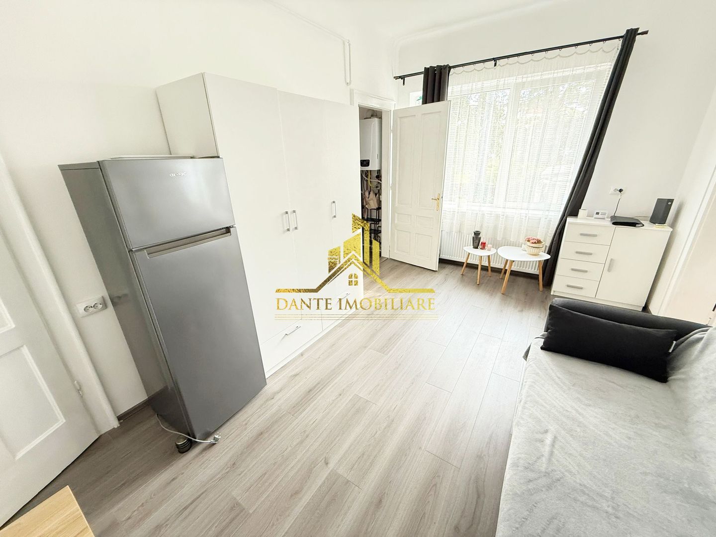 2 camere, semidecomandat, mobilat modern, gradina, Pta 1 Mai - Poză 10