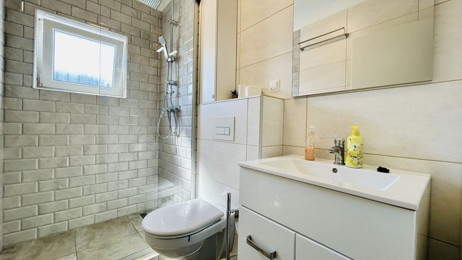 Penthouse la cheie, 4 camere, 2 bai, terasa mare, cart. Kogalniceanu - Poză 16