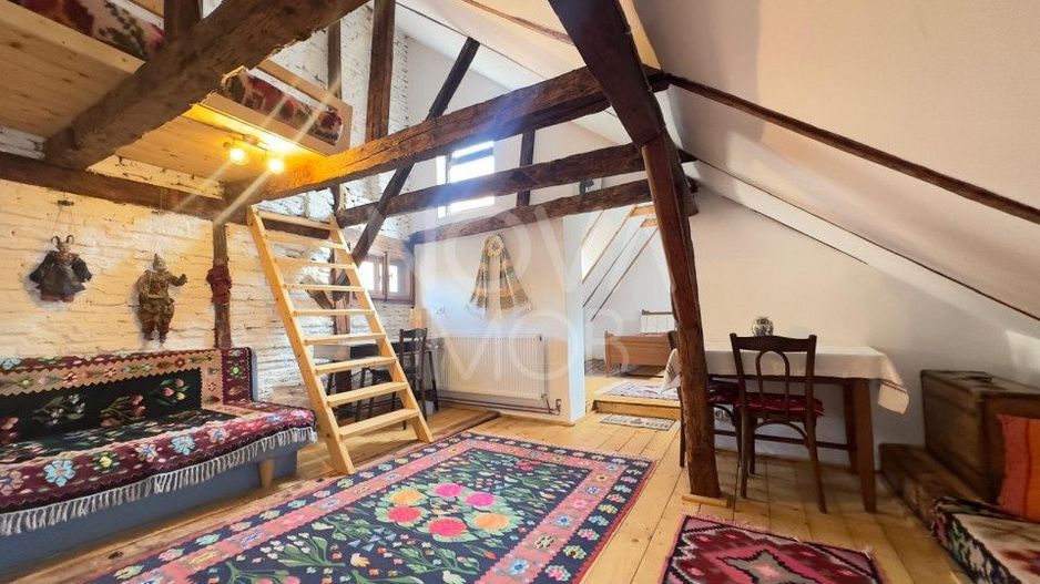 CASA INDIVIDUALA IN CENTRUL ISTORIC AL SIBIULUI - Poză 24