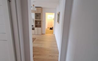 4 camere Dacia cu centrala etaj 3 - Poză 20