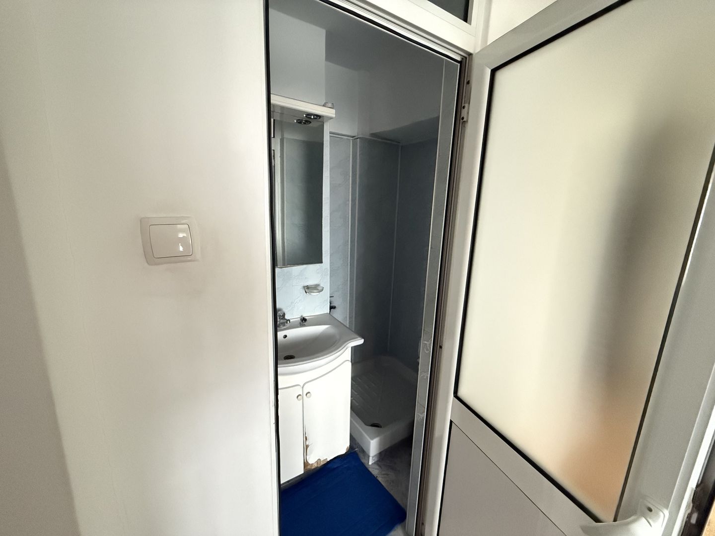 Ap 4 camere 90 mp+boxa+1 camera pe hol ultracentral b-dul Carol 1 - Poză 21