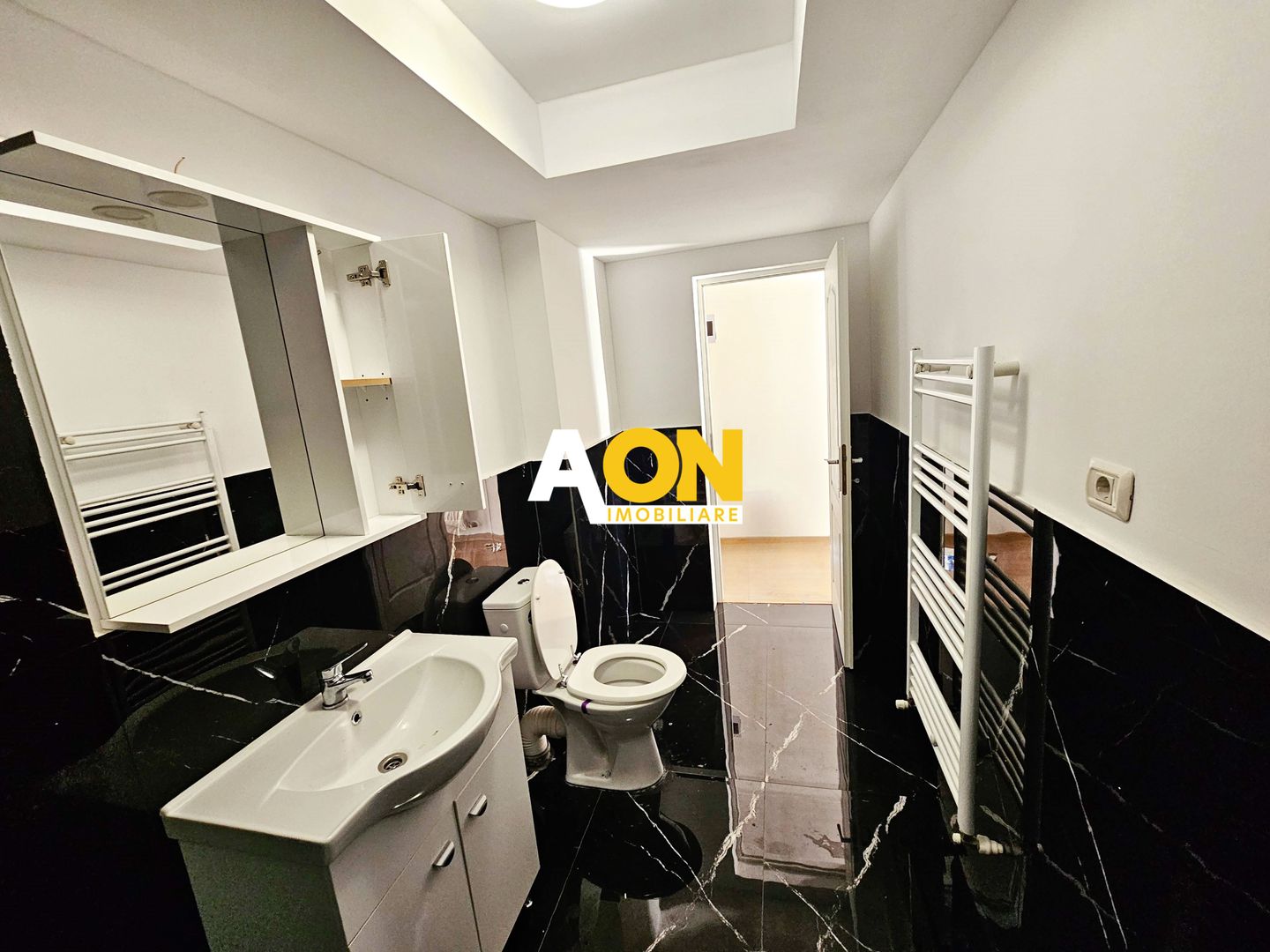 Apartament 3 Camere, 75 mp utili, bloc nou, zona Cetate - Poză 4