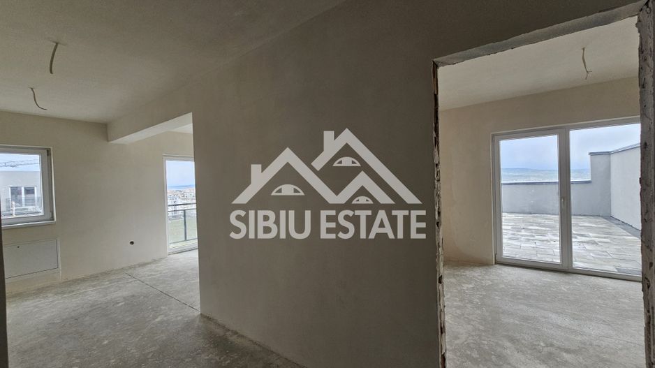 Penthouse Sibiu terasa mare vedere panoramica - Poză 10