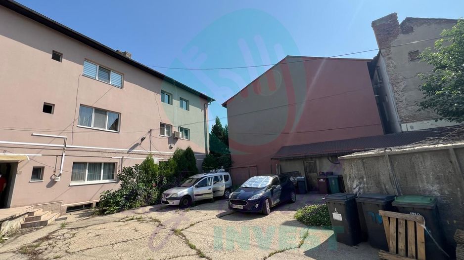 2 Camere in Vila - Pod Basarab-Curte generoasa - Poză 3