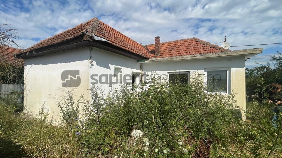 Casă bătrânească in Mierlău | Teren 2.000 mp | 20 min de Oradea - Poză 2
