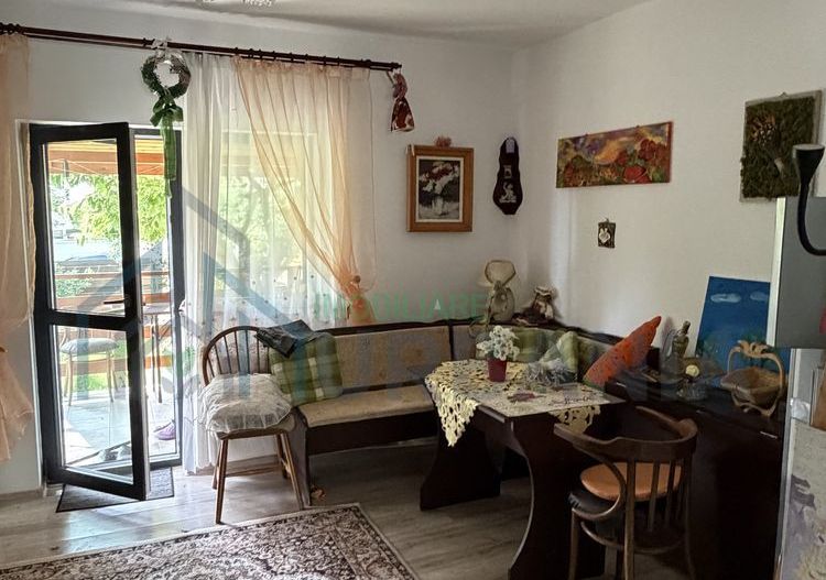 Casă 4 camere, Valea Lupului, Str. Neagoe Basarab, construcție 2014, P+E+pod, teren 213 mp, 105 mp utili + 11 mp terasă + 4 mp balcon - Poză 7