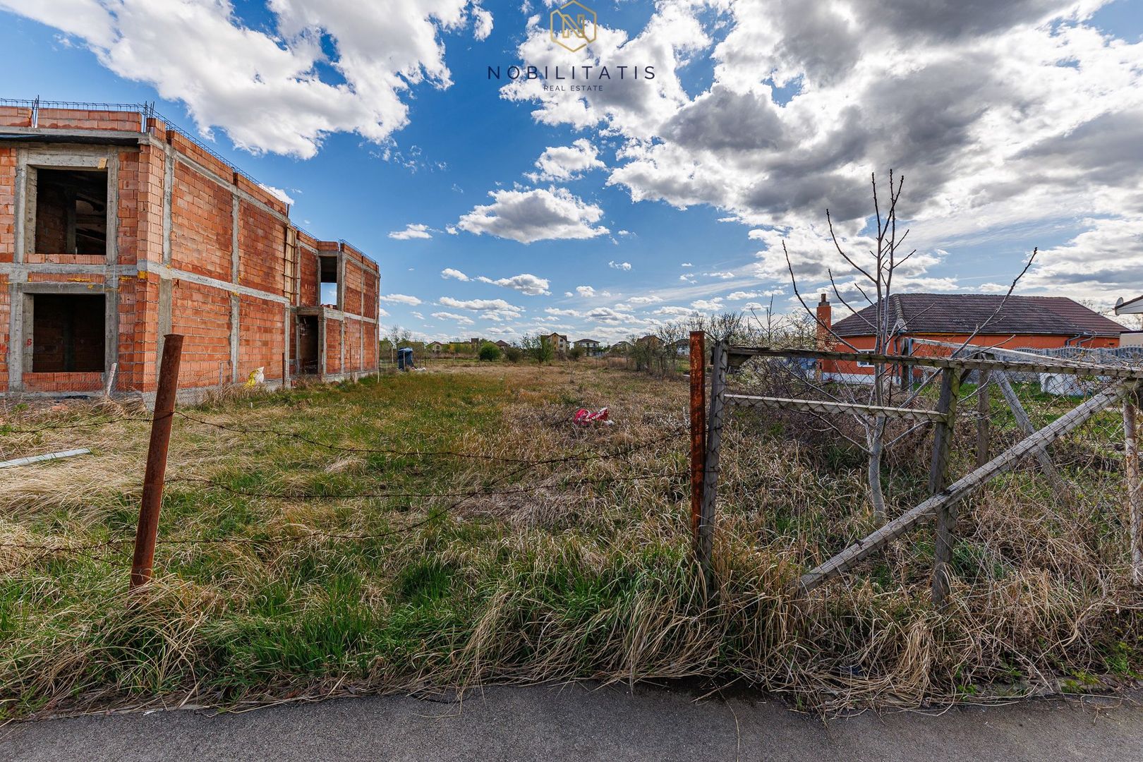 VANDUT - Ghiroda - Lacuri | 776 mp | Toate Utilitatile - Asfalt | Com 0 - Poză 12