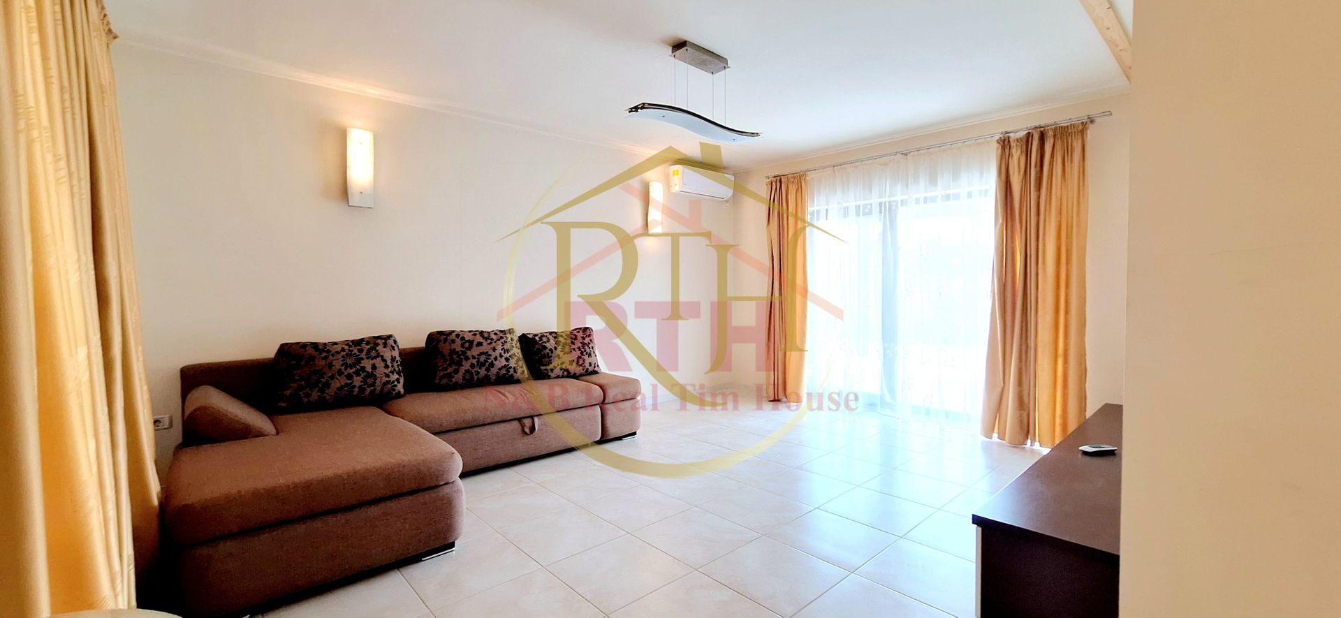 Oferim spre inchiriere casa-duplex cu 4 camere, zona Braytim - Poză 1