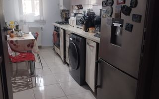 Apartament 3 camere de vanzare Drumul Taberei - Poză 7